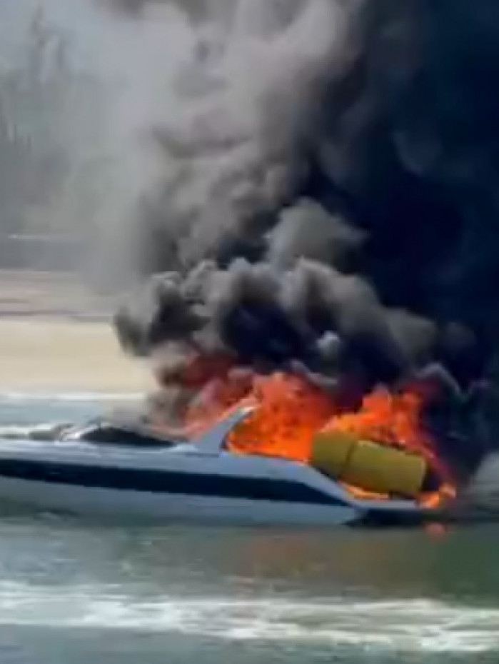 Embarcação estava perto da Ilha do Japonês, um ponto turístico