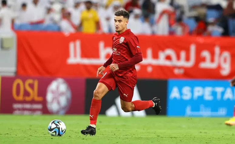 Philippe Coutinho defende o Al-Duhail, do Catar