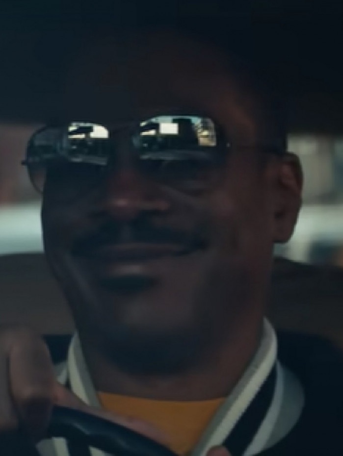 Detetive Foley (Eddie Murphy) 