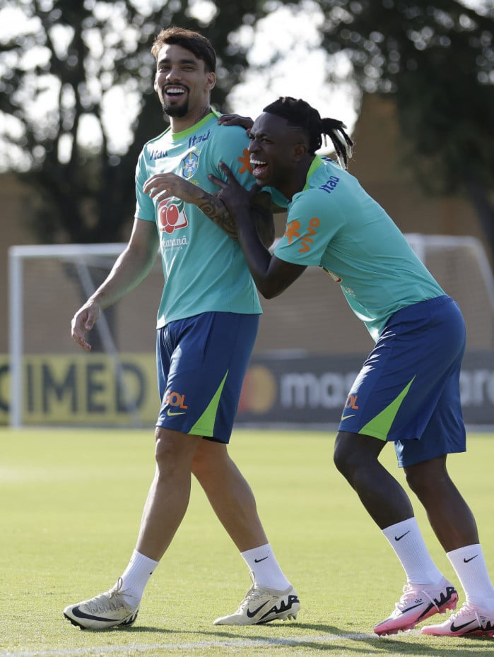 Lucas Paquetá e Vini Jr. tentam assumir protagonismo na Seleção