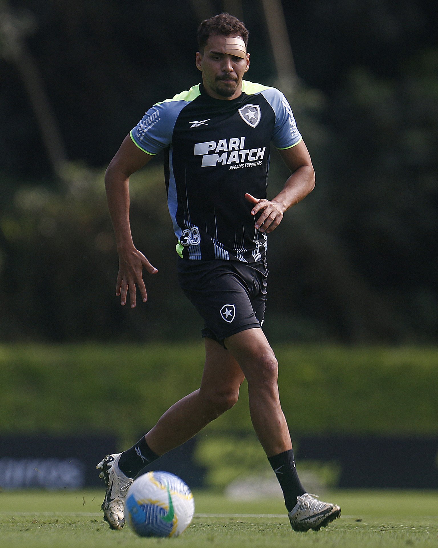 Eduardo. Treino do Botafogo, Esoaco Lonier. 05 de Junho de 2023, Rio de Janeiro, RJ, Brasil. Foto: Vitor Silva/Botafogo. 
Imagem protegida pela Lei do Direito Autoral Nº 9.610, DE 19 DE FEVEREIRO DE 1998. Sendo proibido qualquer uso comercial, remunerado e manipulacao/alteracao da obra.

