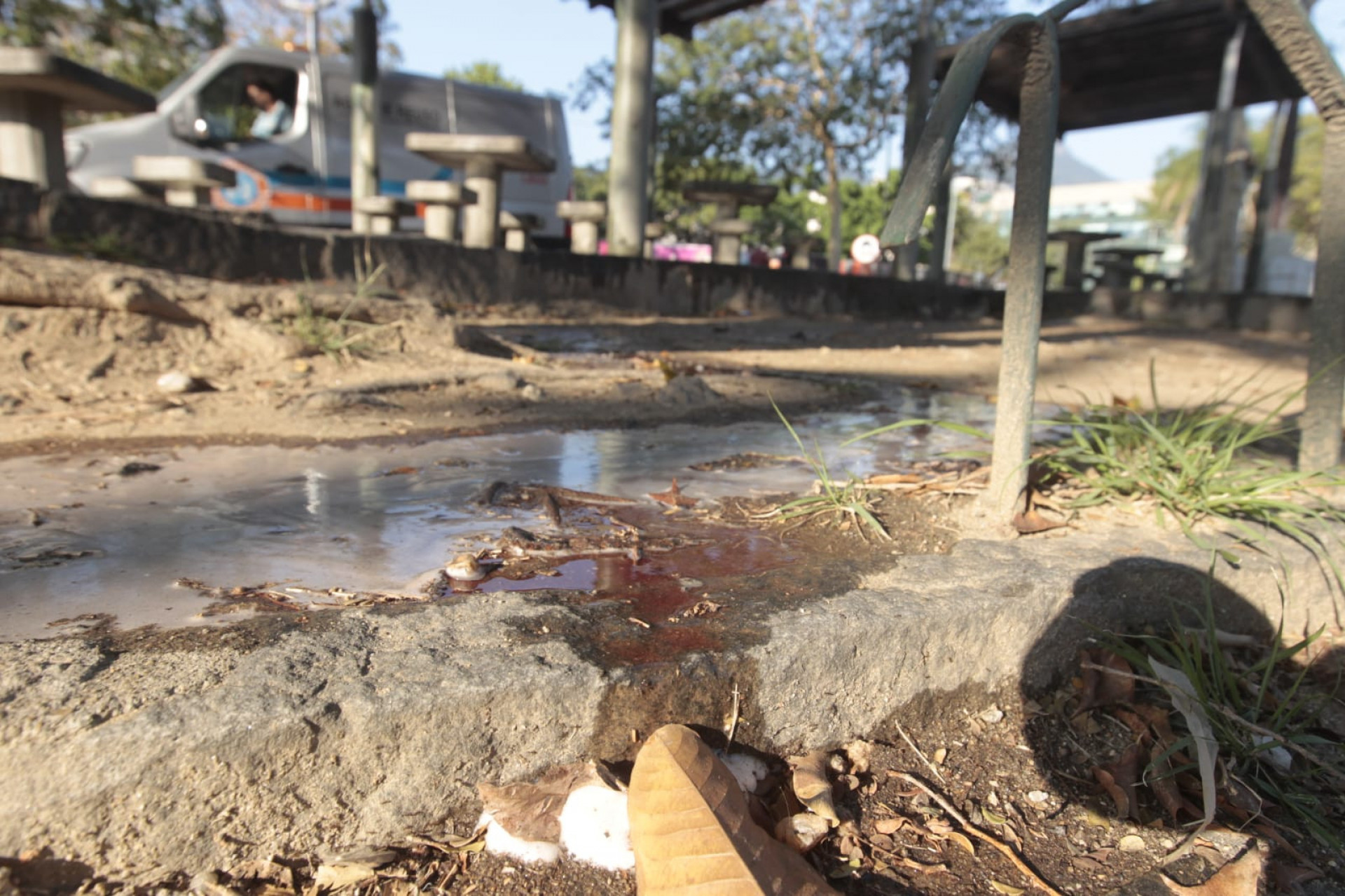 Praça Barão de Drumond, em Vila Isabel, após ataque a tiros que deixou quatro mortos - Reginaldo Pimenta/Agência O Dia