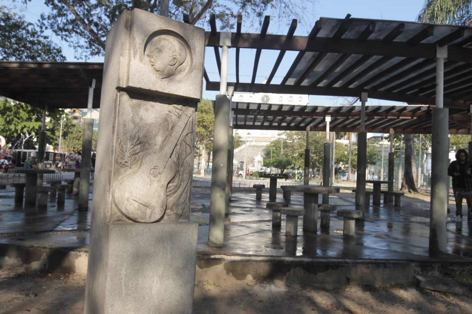 Praça Barão de Drumond após ataque a tiros que deixou quatro mortos - Reginaldo Pimenta/Agência O Dia