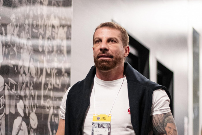 Pedrinho quer refor&ccedil;ar o Vasco, que luta pelo t&iacute;tulo da Copa do Brasil