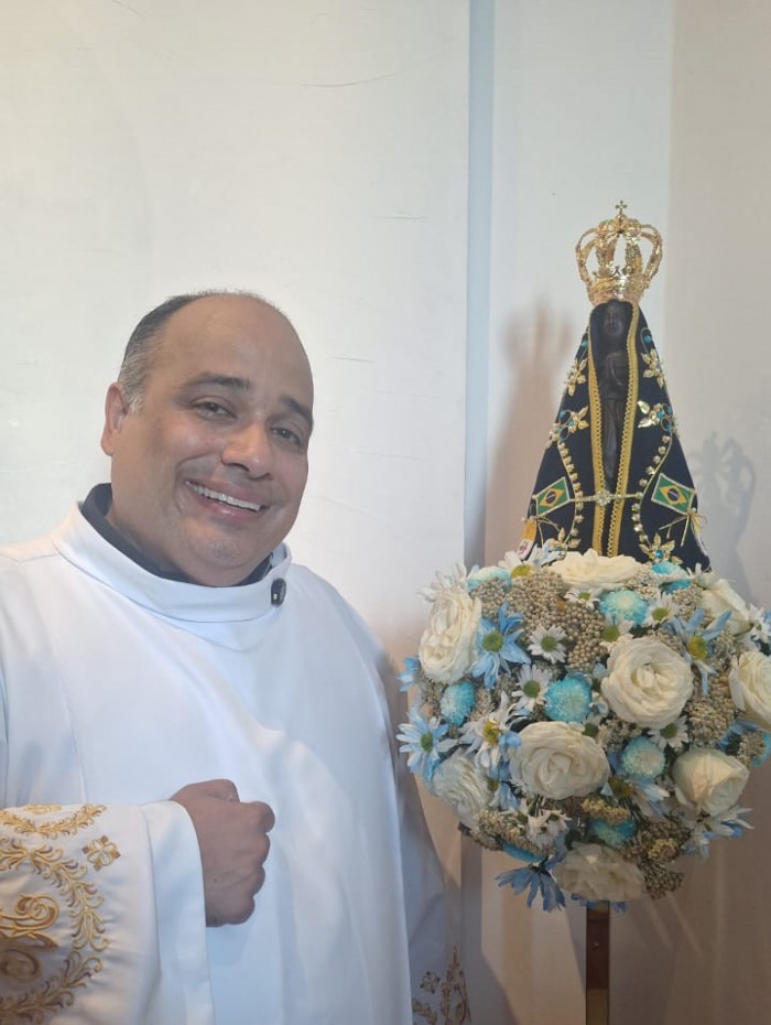 Padre Omar sofreu fratura em oito costelas e est&aacute; internado em um hospital da regi&atilde;o