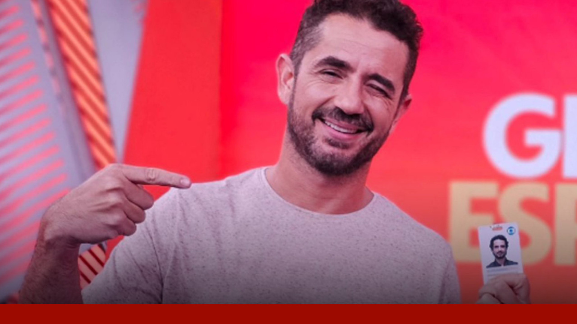 Apresentador Felipe Andreoli anuncia saída da Globo