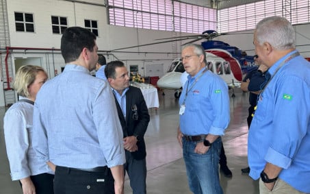 Executivo de táxis aéreo internacional destaca instalações de Heliporto Farol