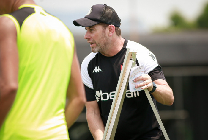 Rafael Paiva assumiu a vaga e deu conta do recado