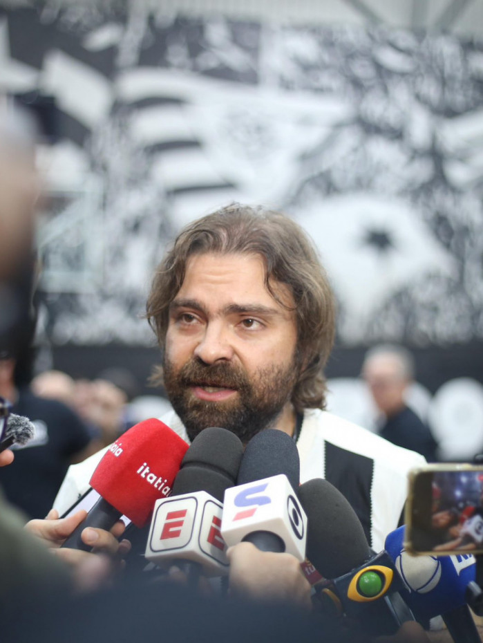 Presidente do Botafogo, Jo&atilde;o Paulo Magalh&atilde;es vem tocando negocia&ccedil;&otilde;es para nova venda da SAF