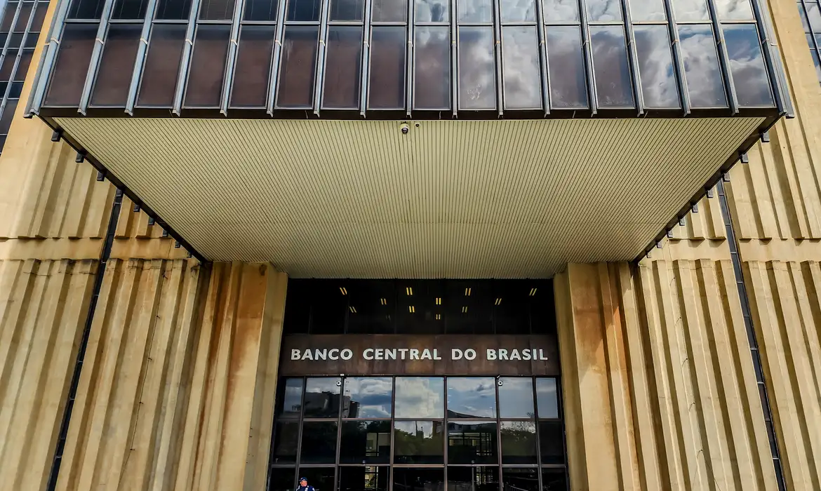 Pesquisa com economistas &eacute; divulgada semanalmente pelo Banco Central 