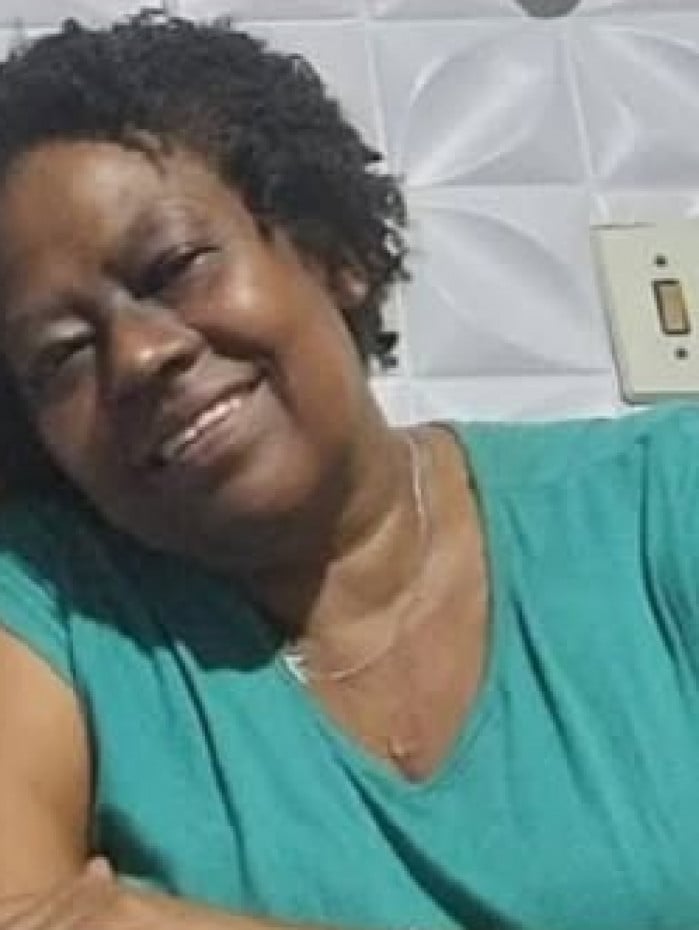 A professora Arlete Felix da Silva, de 63 anos, foi morta dentro de casa 