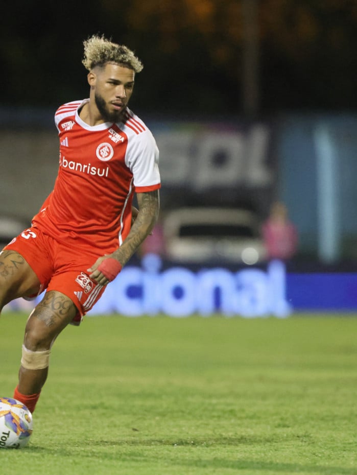 Nathan defende atualmente o Internacional