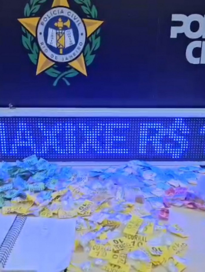 Letreiro era utilizado para exibir os tipos de drogas disponíveis