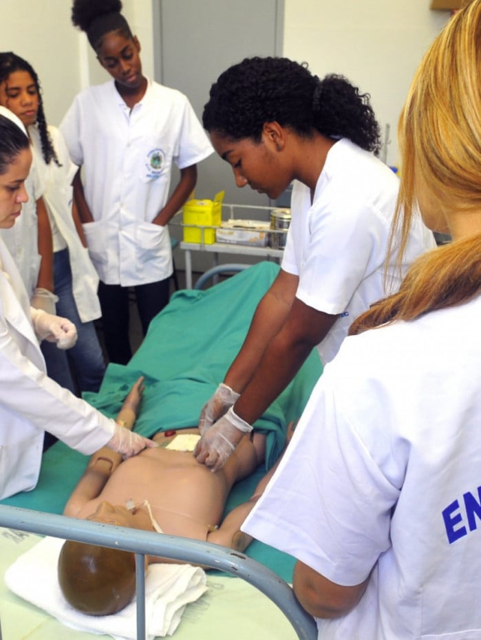 Entre cursos oferecidos est&atilde;o Enfermagem, Seguran&ccedil;a do Trabalho, Inform&aacute;tica e Edifica&ccedil;&otilde;es