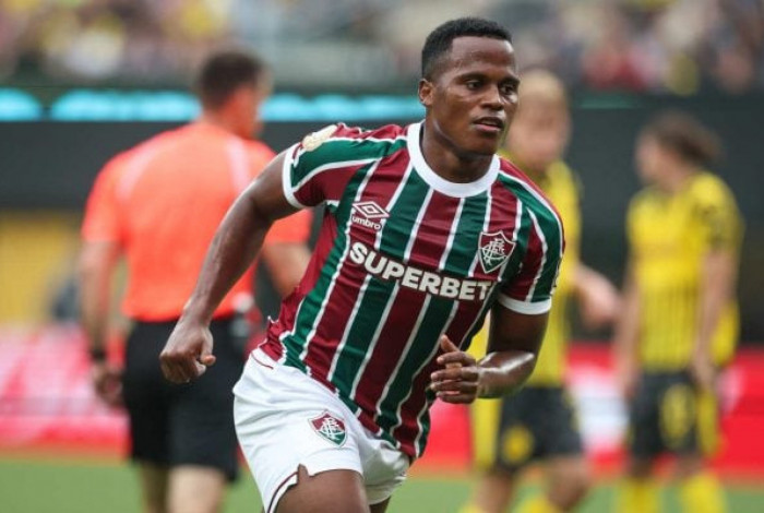 Arias assume liderança no Fluminense e alerta sobre duelo com Ulsan: &#8216;Manter o foco&#8217;