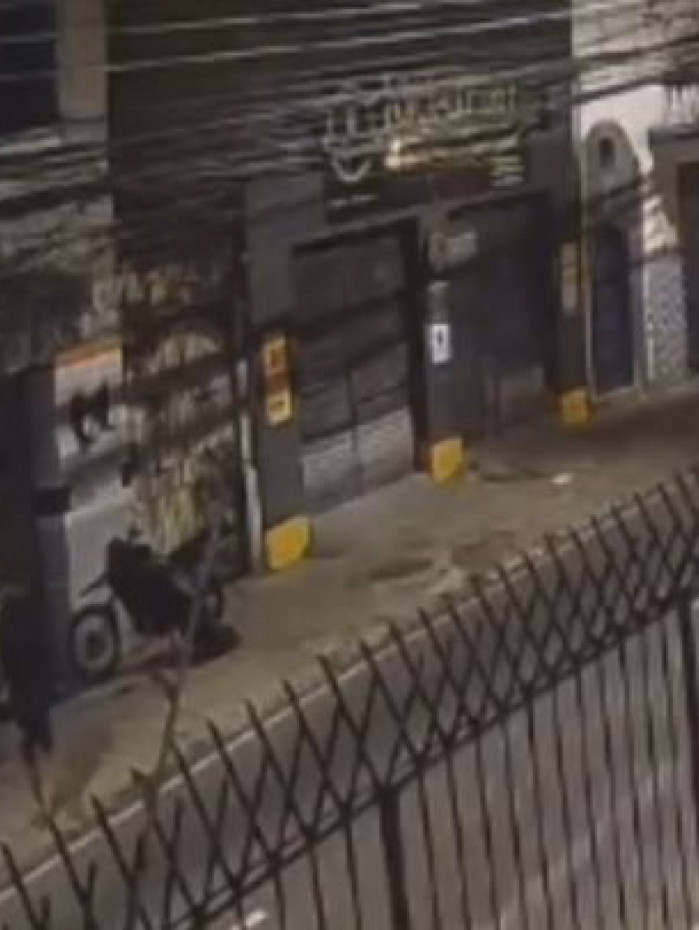 O entregador entrou em luta corporal com os bandidos