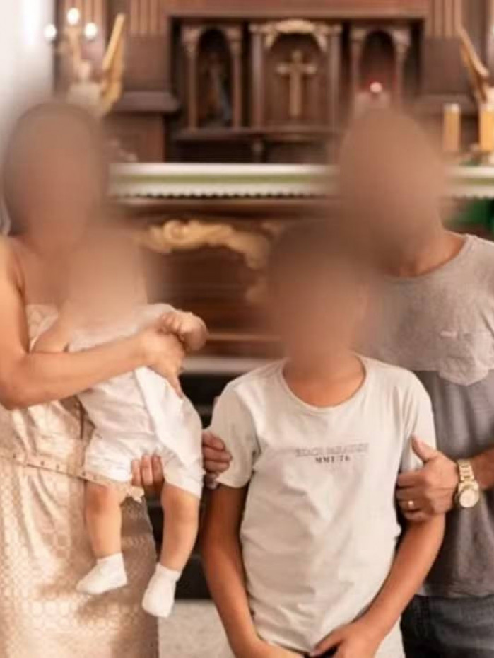 O menino matou os pais e o irm&atilde;o de 3 anos e jogou os corpos na cisterna