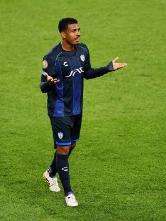 Fluminense tenta retorno de John Kennedy, insatisfeito no Pachuca-MEX