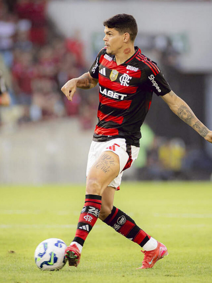 Saiba quanto tempo dupla de laterais ficará fora do Flamengo