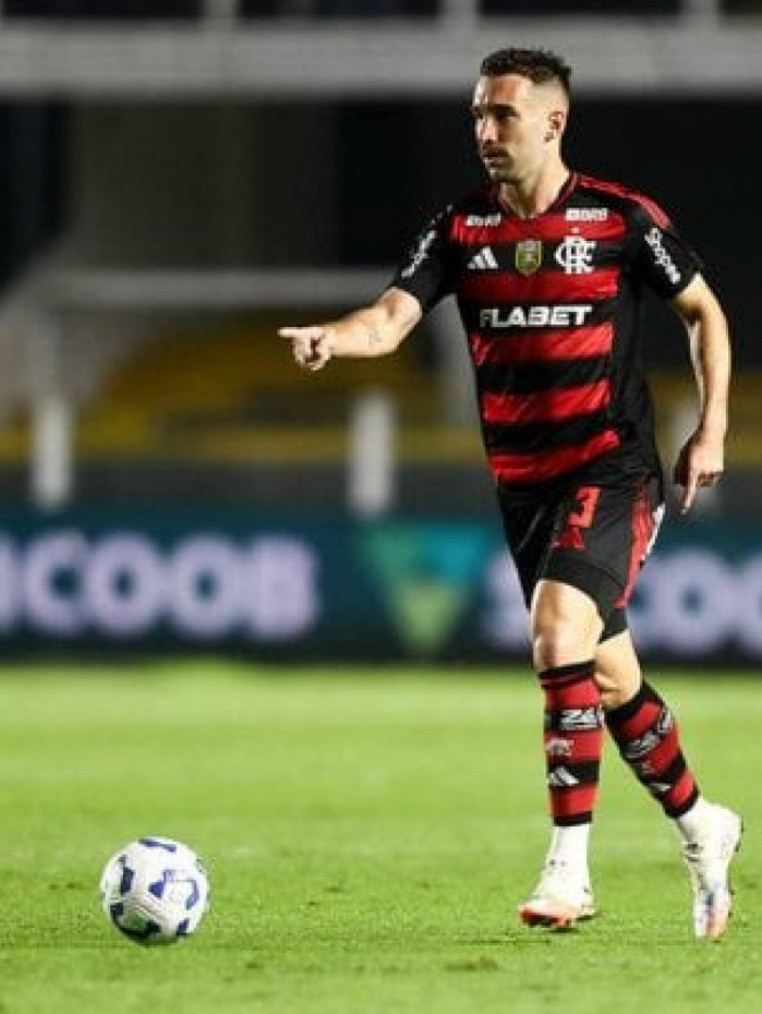 Léo Ortiz, do Flamengo, sente desconforto e vira dúvida para o Fla-Flu