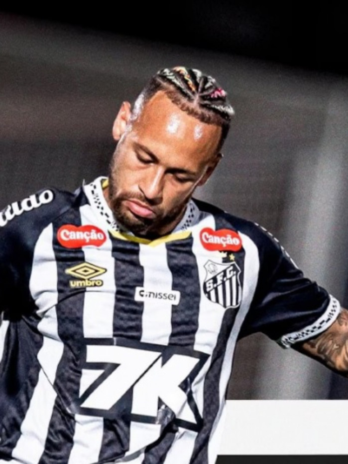 Neymar se incomoda com pergunta sobre físico e lamenta derrota do Santos: 'Faltou tudo'