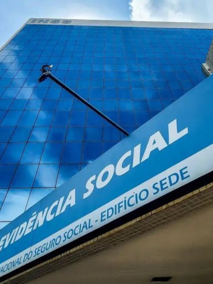 O Instituto Nacional do Seguro Social suspendeu, cautelarmente, o contrato com a operadora financeira Crefisa