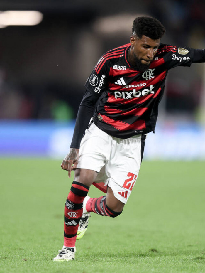 Ap&oacute;s vaias, Royal pede desculpas &agrave; torcida do Flamengo: ‘N&atilde;o sou nenhum rob&ocirc;’