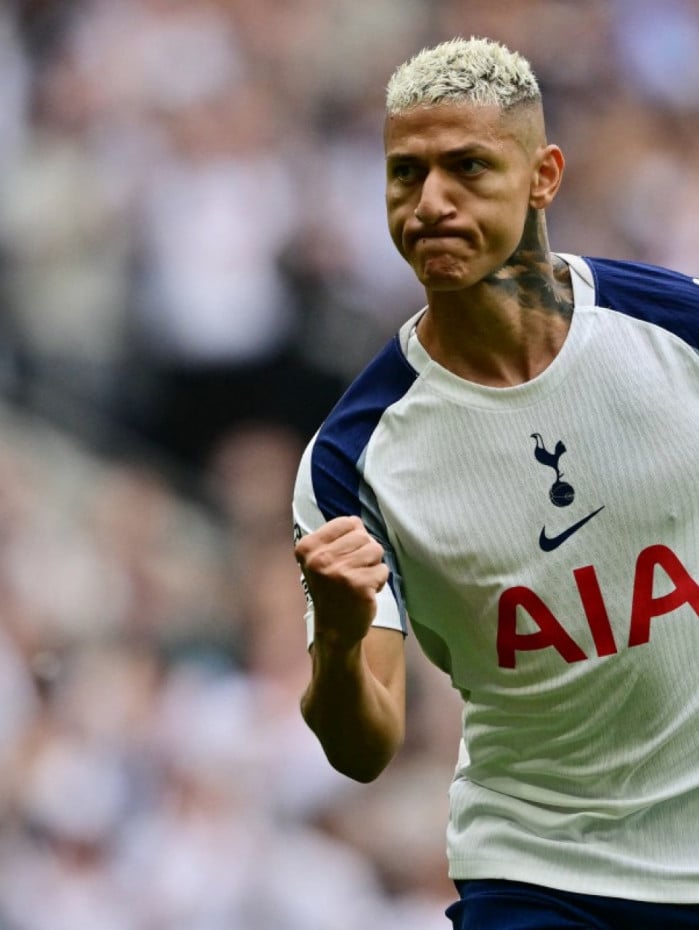 Richarlison est&aacute; perto de deixar o Tottenham