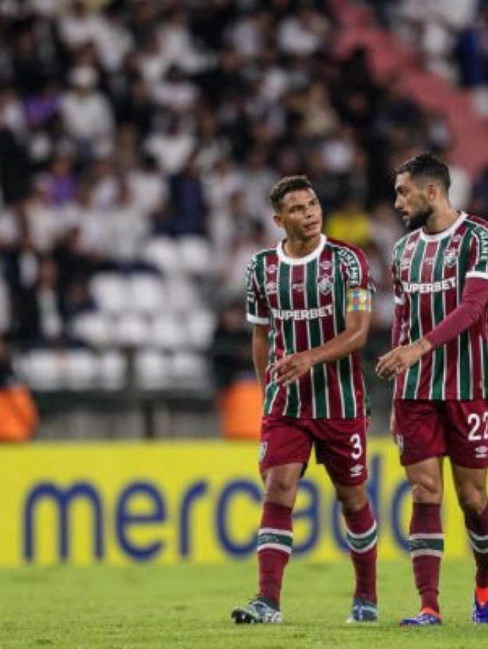 Perto de anunciar Rabello, Fluminense varia duplas de zaga na temporada