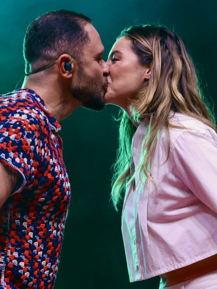 Diogo Nogueira e Paolla Oliveira no  Clube do Samba, no Rio 