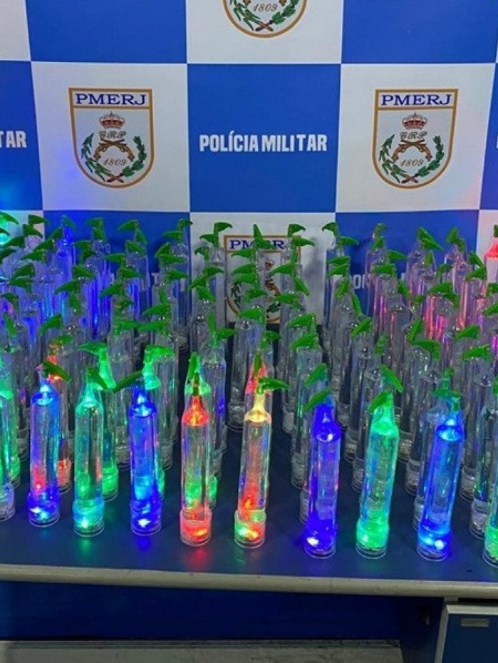 Jovem pretendia embarcar para Governador Valadares (MG) com 220 frascos de lan&ccedil;a-perfume