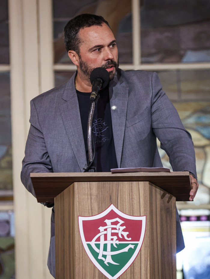 Mário Bittencourt durante a reunião do Conselho Deliberativo do Fluminense
