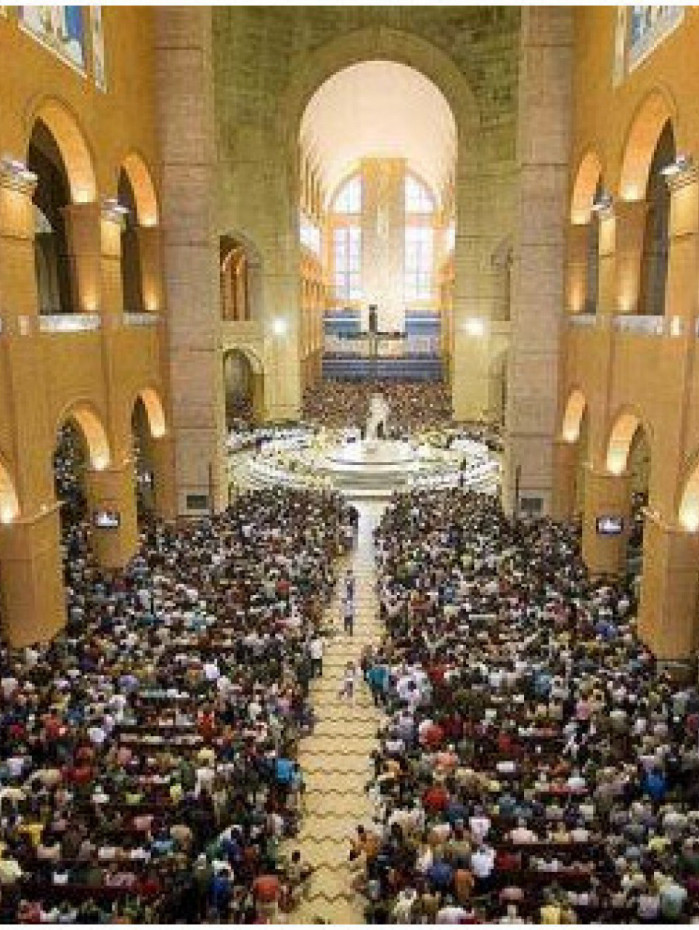 Missa solene no Santuário foi celebrada pelo cardeal dom Orlando Brandes 