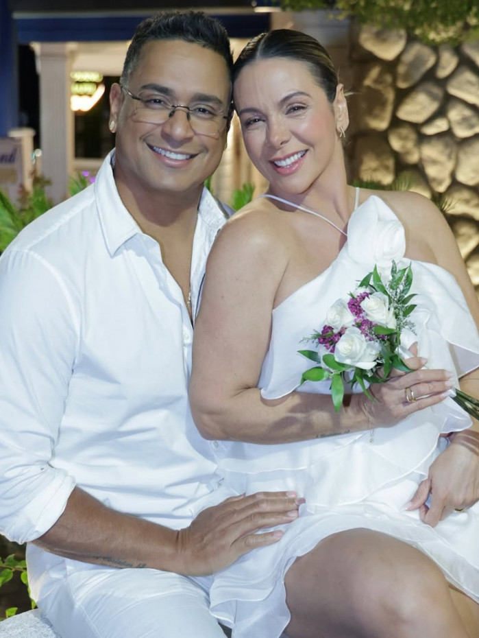 Xanddy e Carla Perez renovam votos em Las Vegas