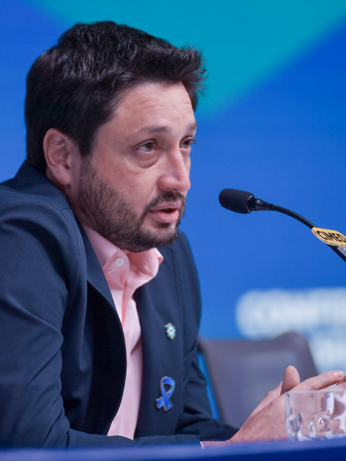 Arthur Elias, t&eacute;cnico da sele&ccedil;&atilde;o brasileira feminina
