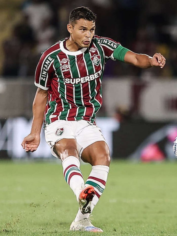 Fluminense deseja manter Thiago Silva até o fim de 2026