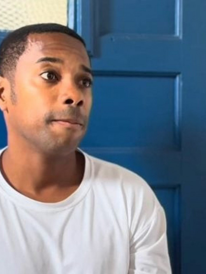 Em transferência, Robinho deixa presídio em Tremembé e vai para Limeira