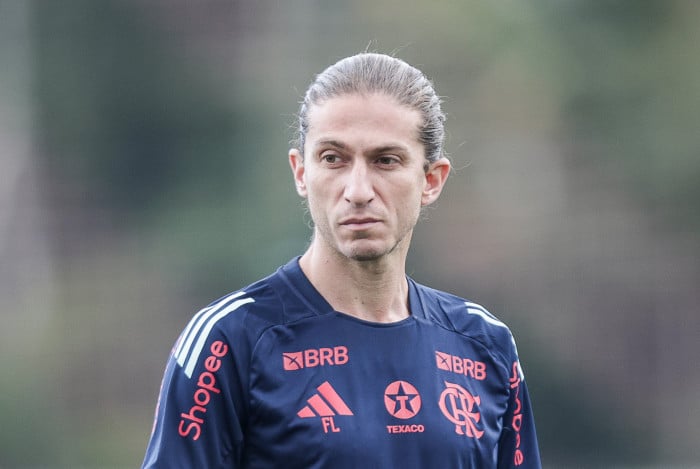 Filipe Luís comanda o Mengão na busca do tetra