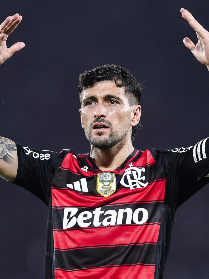 Arrascaeta &eacute; &iacute;dolo do Flamengo