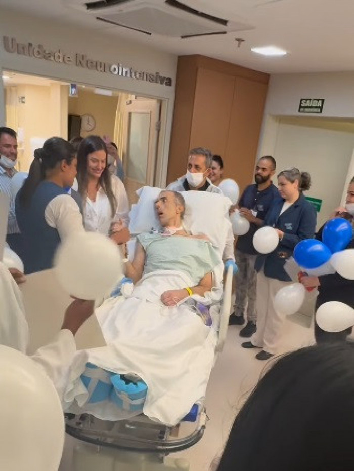 Felipe Marques Monteiro est&aacute; internado desde mar&ccedil;o e vem recuperando lentamente os movimentos