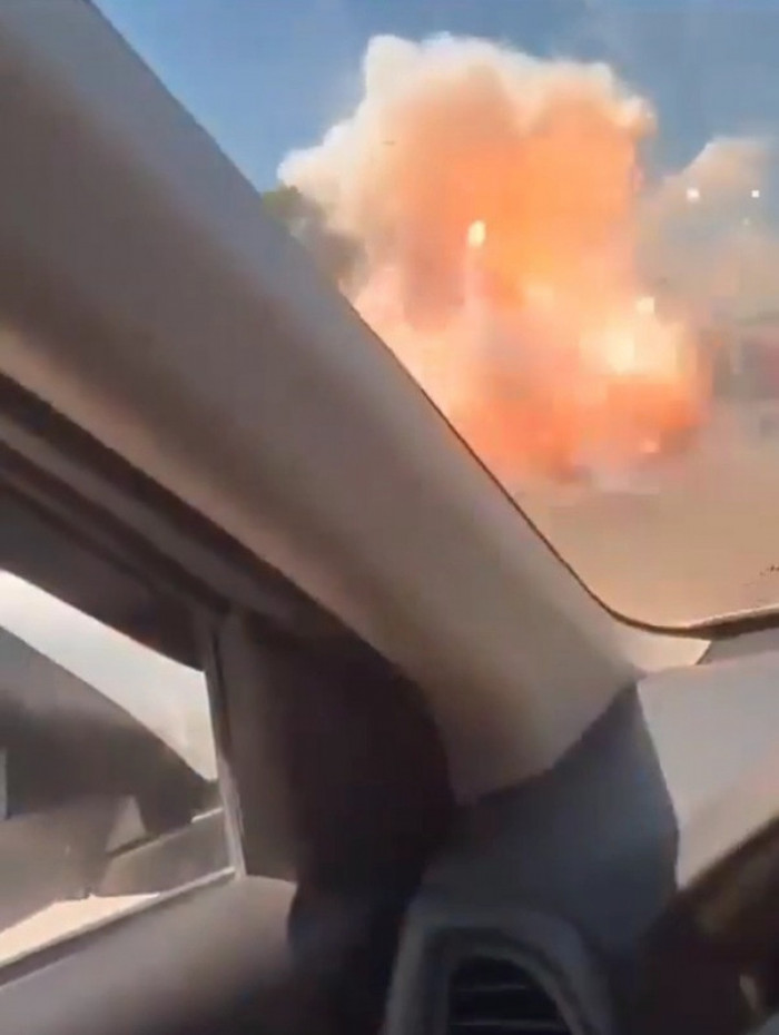 Barraca estava montada em uma cal&ccedil;ada quando explodiu