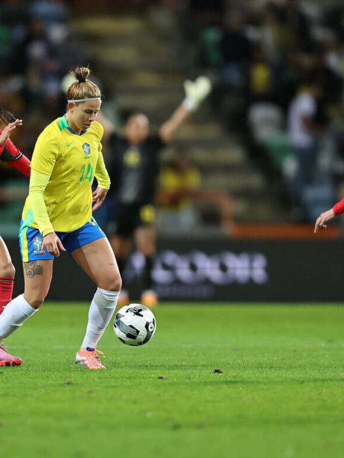 Brasil fecha 2025 com goleada sobre Portugal em amistoso feminino
