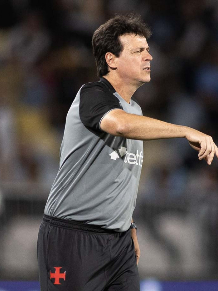 Calejado em finais, Diniz vive no Vasco o mesmo roteiro de t&iacute;tulos recentes