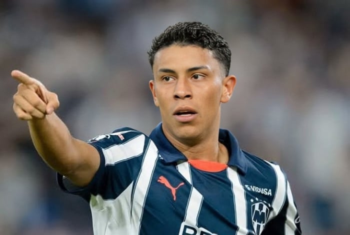 Rojas &eacute; a nova contrata&ccedil;&atilde;o do Vasco para 2026