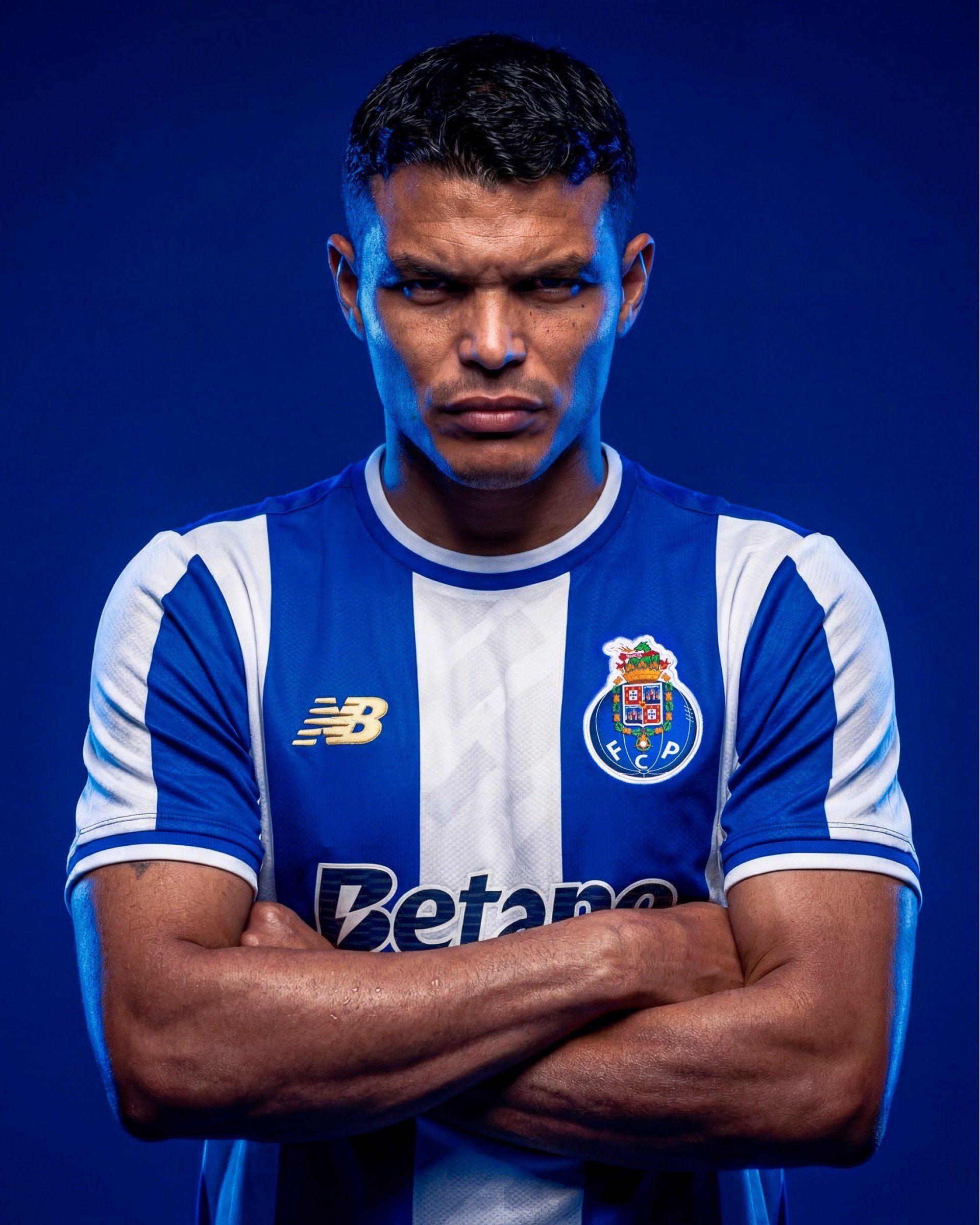 Thiago Silva fechou com o Porto no fim do ano passado
