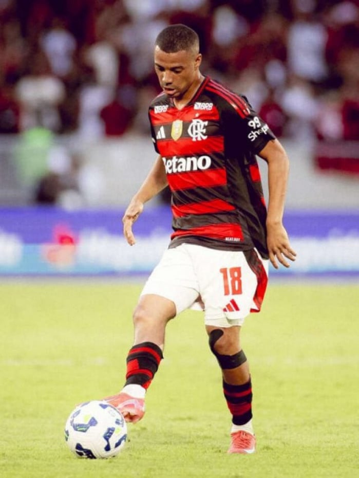 Flamengo ter&aacute; aten&ccedil;&atilde;o especial com De la Cruz em 2026