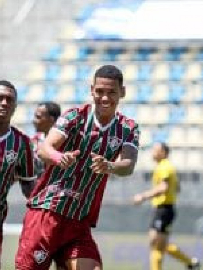 Classificado, Fluminense derrota o Sfera e mant&eacute;m 100% na Copinha