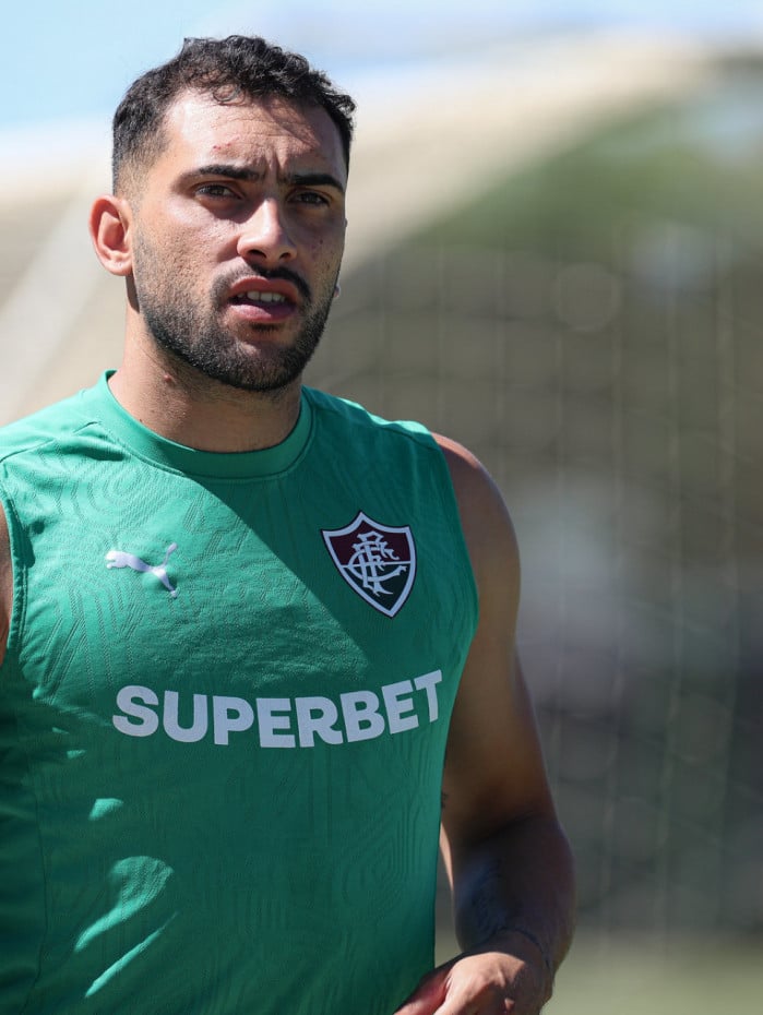 Freytes em treino do Fluminense no CT Carlos Castilho