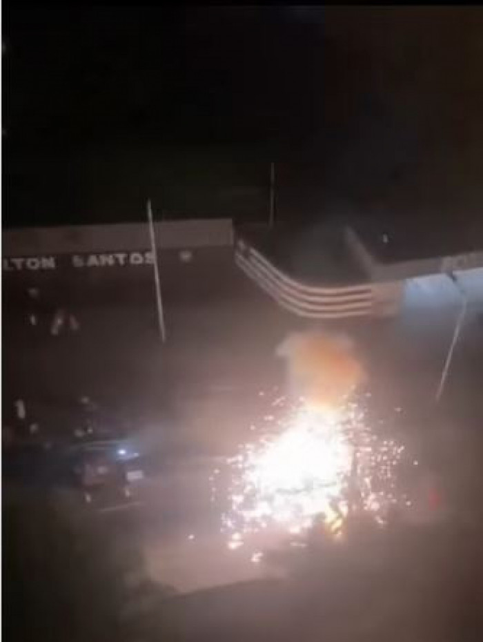 Explos&atilde;o em poste no Engenho de Dentro