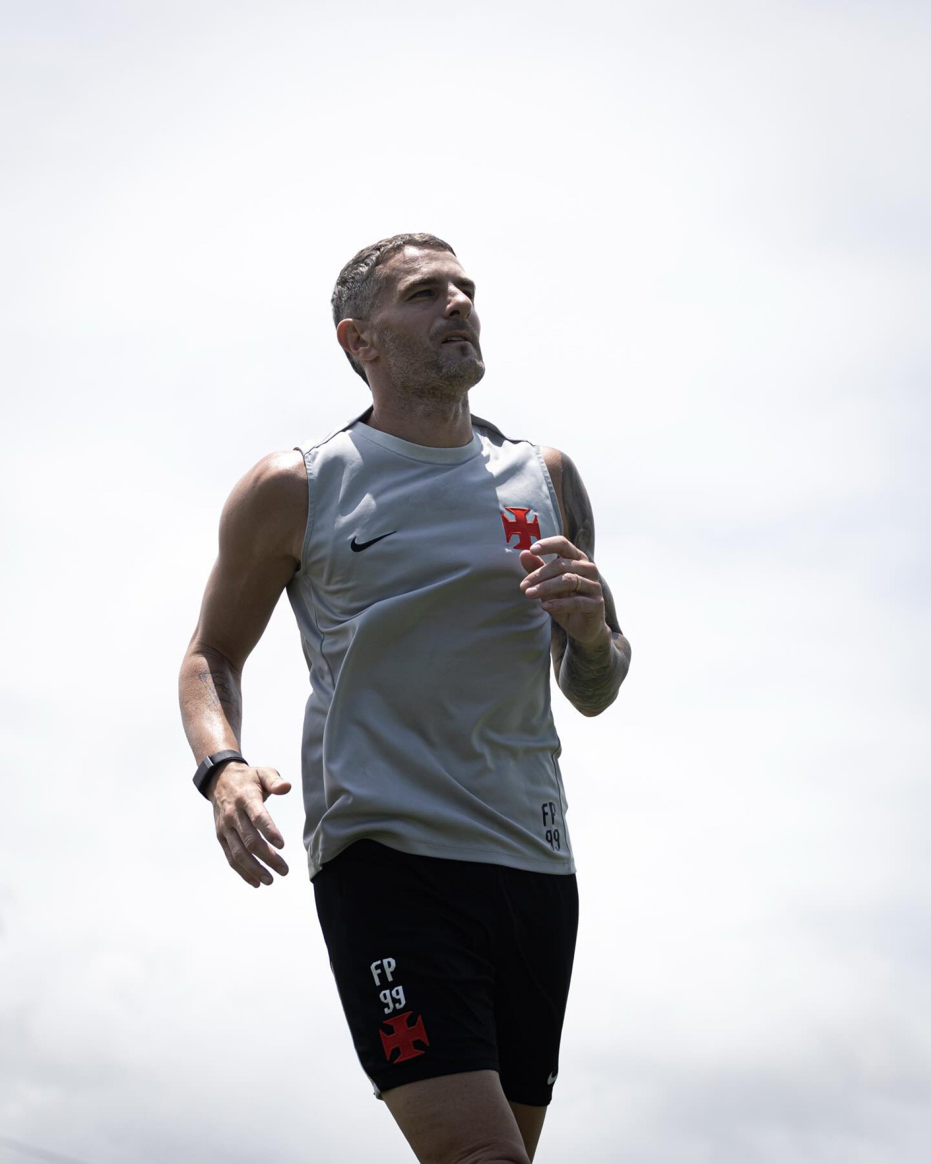 Vegetti chegou ao Vasco em 2023 e logo caiu nas graças da torcida